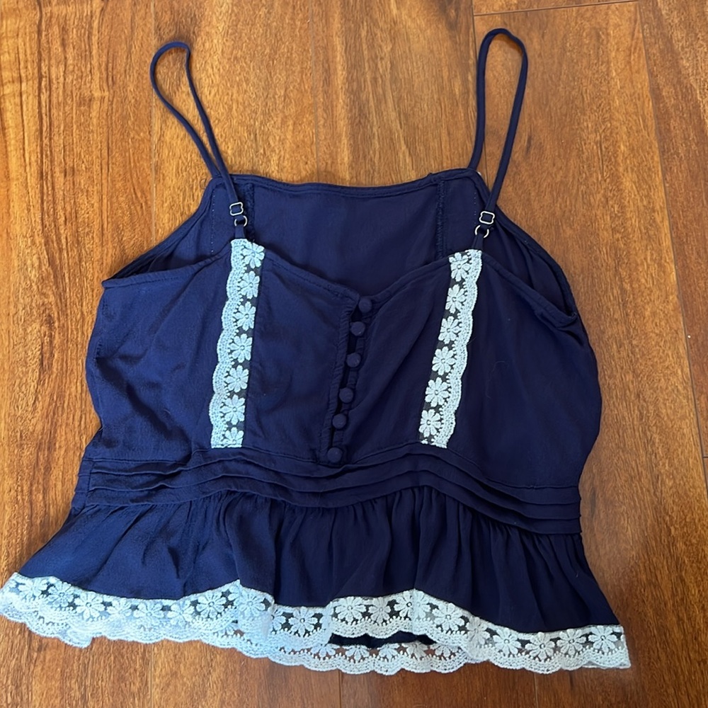 Lulus crop top - Picture 2 of 3